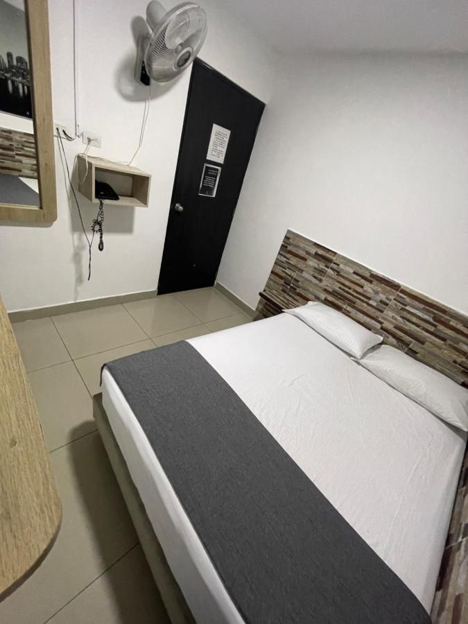 Hotel Select เมเดยิน ภายนอก รูปภาพ