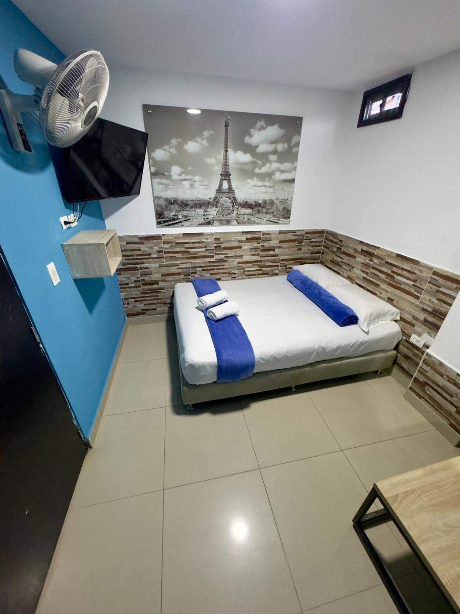 Hotel Select เมเดยิน ภายนอก รูปภาพ
